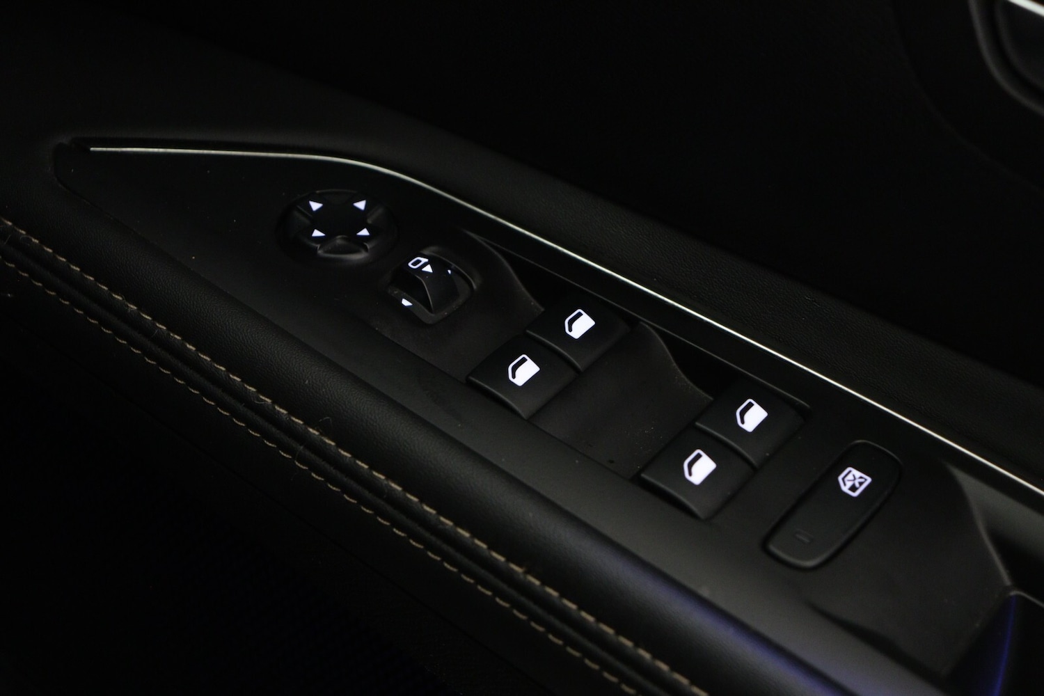 Used Peugeot 5008 2020 for sale - 76873480: Photo 28