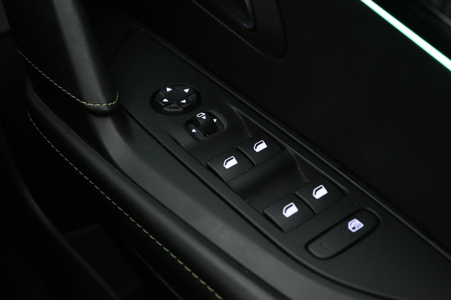 Used Peugeot 208 2023 for sale - 76870694: Photo 25