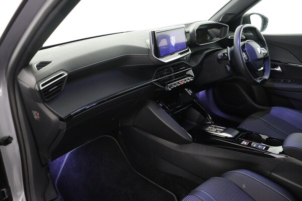 Used Peugeot 2008 2023 for sale - 75763630: Photo 10