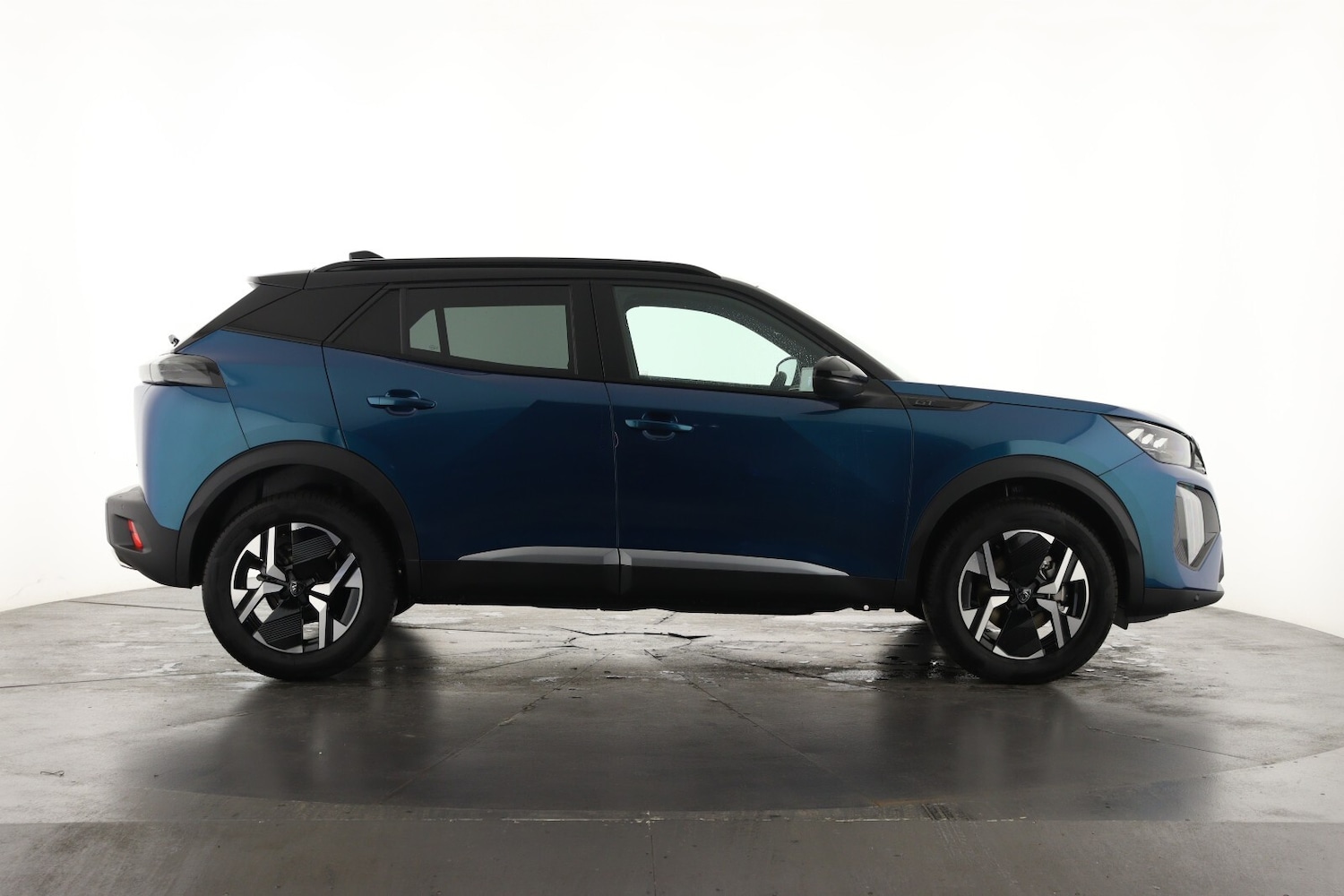 Used Peugeot 2008 2025 for sale - 76615296: Photo 4