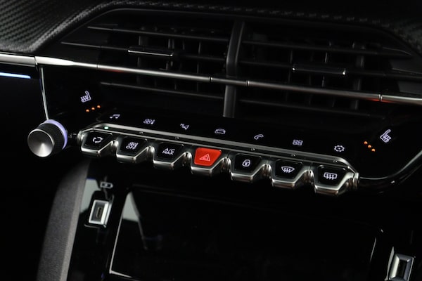 Used Peugeot 2008 2022 for sale - 75763271: Photo 21