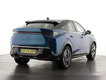 Used Peugeot 3008 2024 for sale - 76390180: Photo