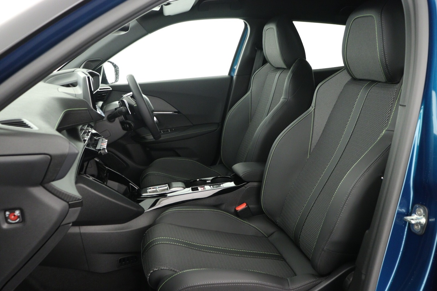 Used Peugeot 2008 2025 for sale - 76870647: Photo 10