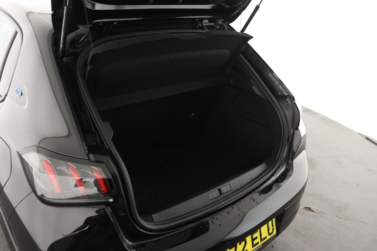 Used Peugeot 208 2022 for sale - 76870061: Photo 10