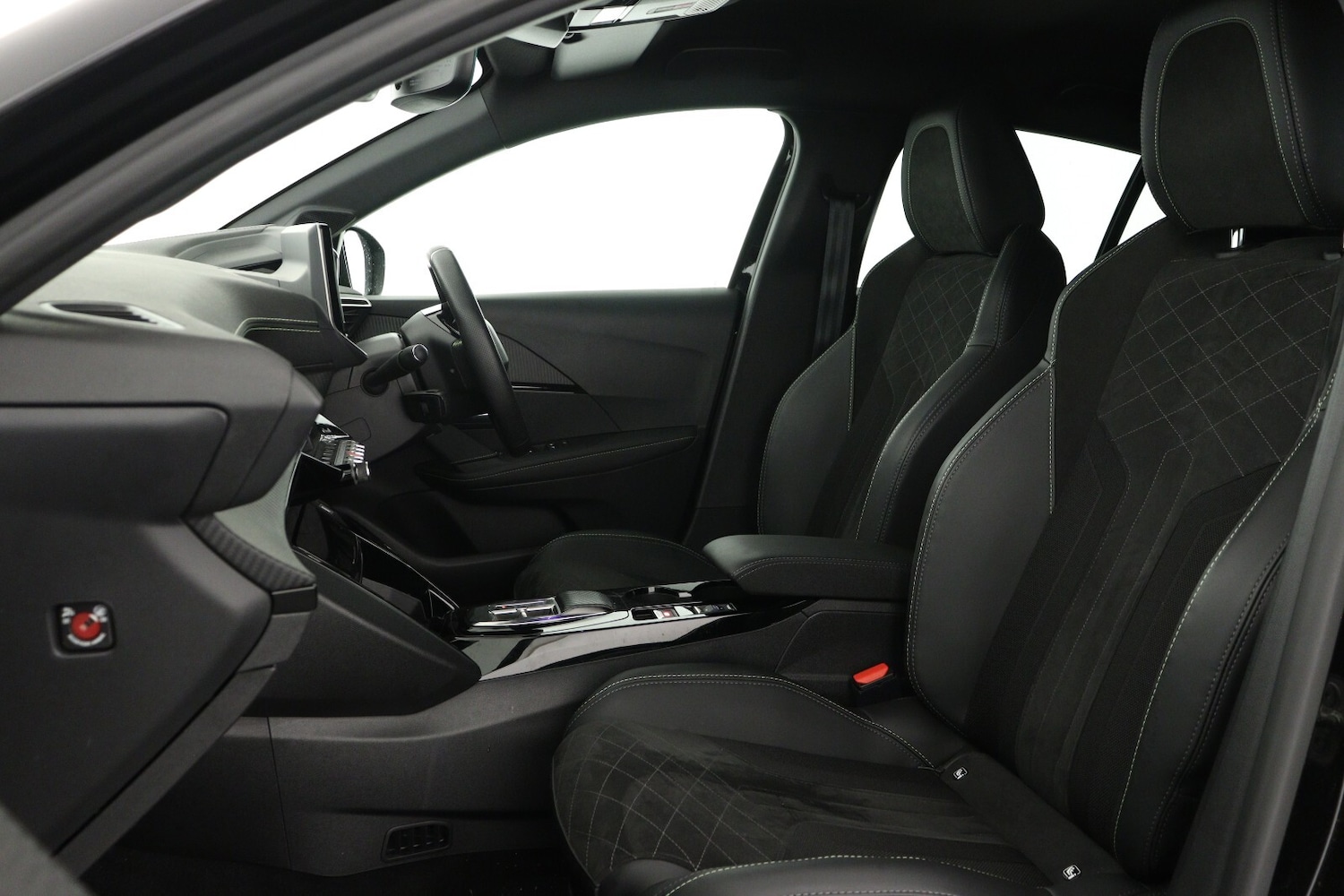 Used Peugeot 208 2022 for sale - 76870061: Photo 11