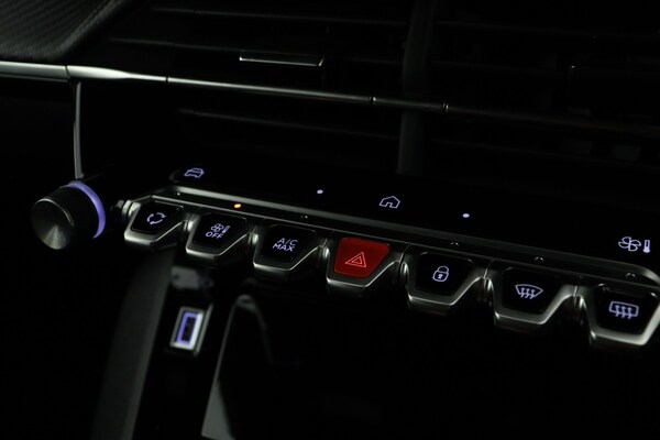 Used Peugeot 2008 2025 for sale - 76146245: Photo 17