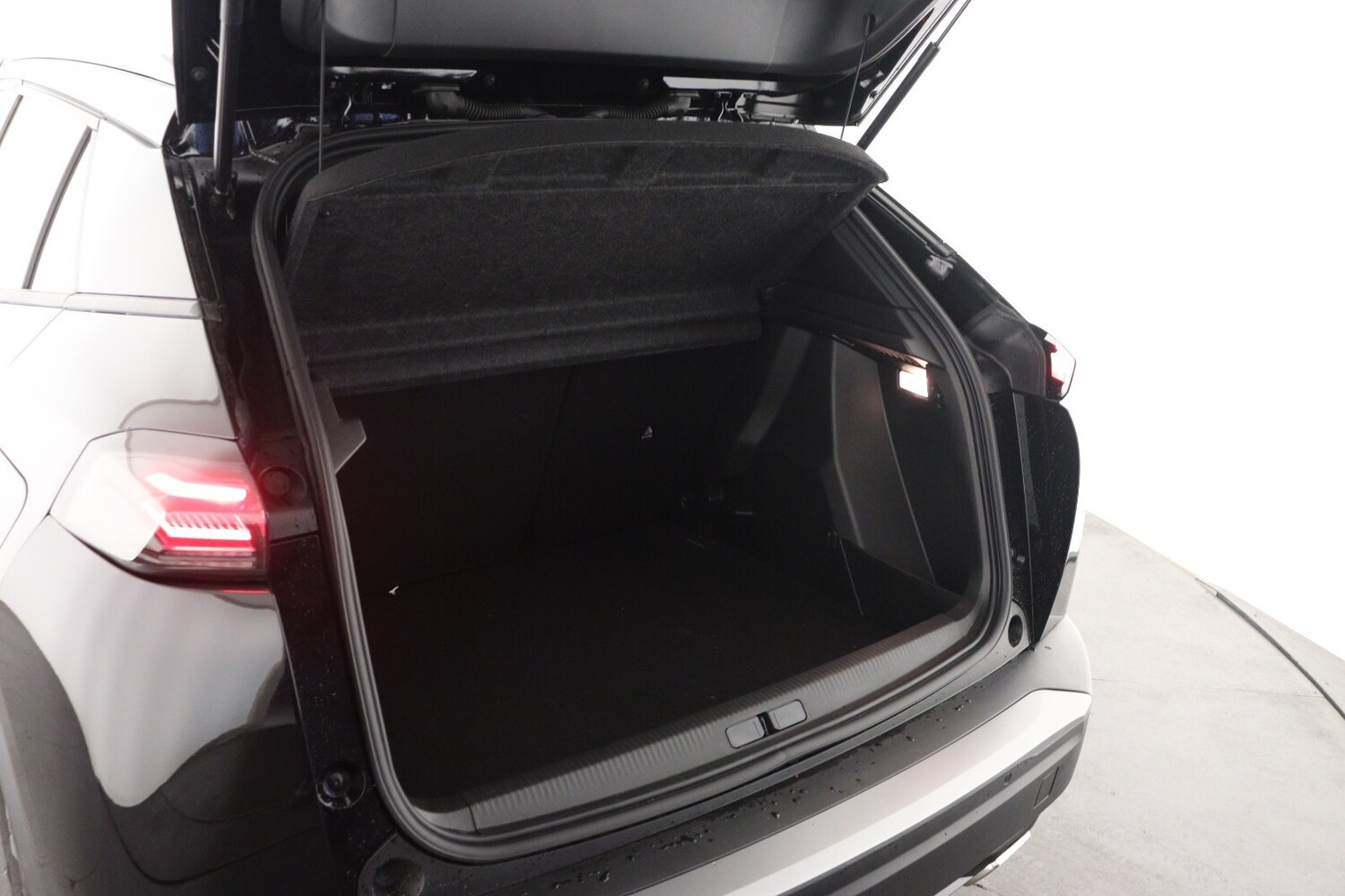 Used Peugeot 2008 2025 for sale - 76146245: Photo 9