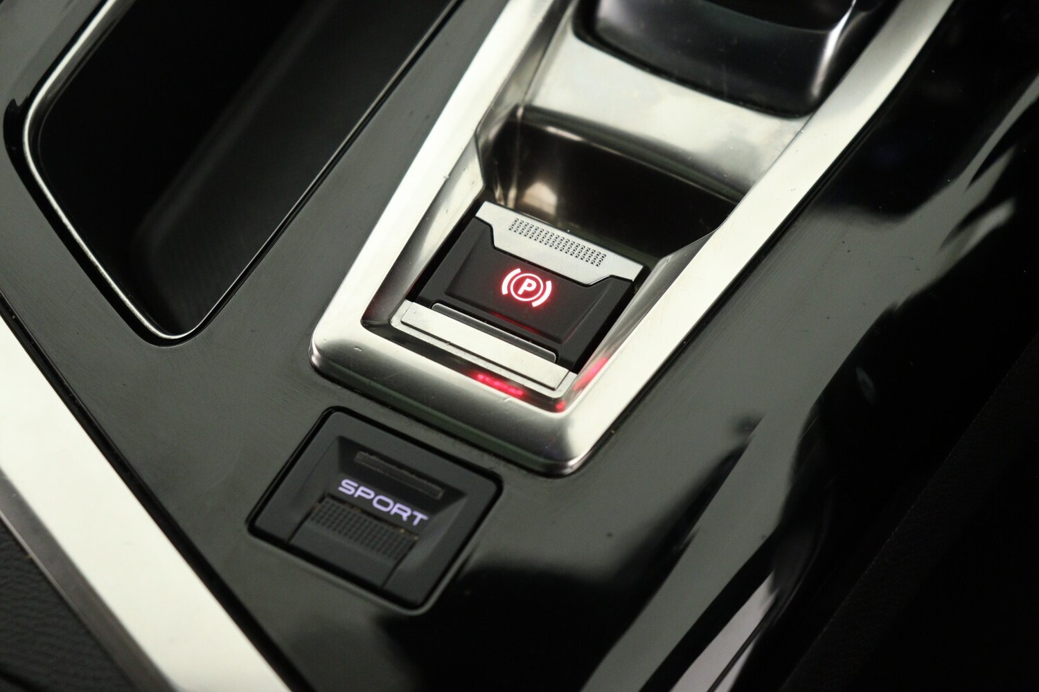 Used Peugeot 5008 2019 for sale - 77640665: Photo 28