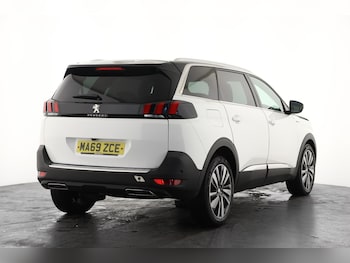 Used Peugeot 5008 2019 for sale - 77640665: Photo