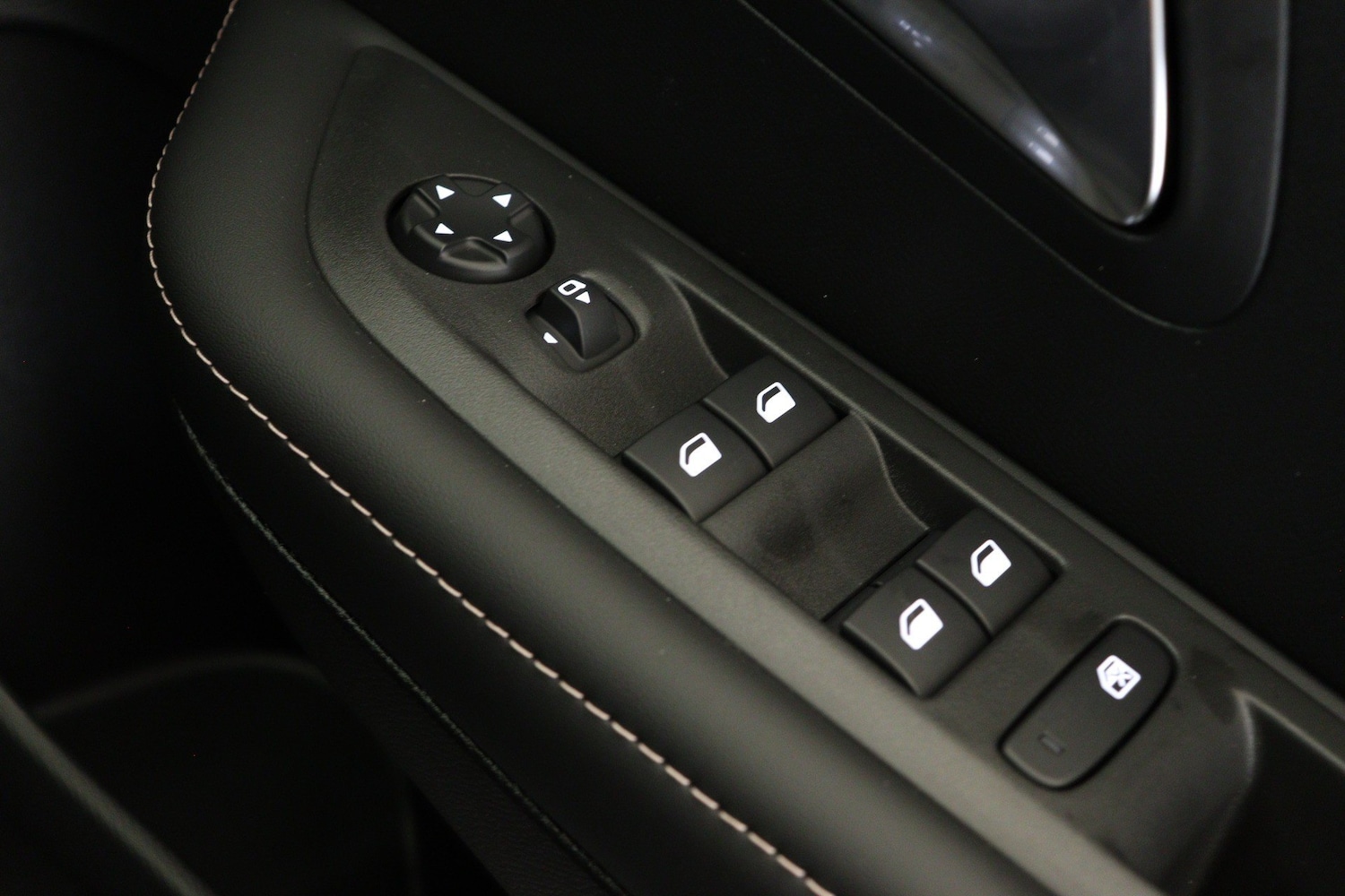 Used Peugeot 208 2023 for sale - 76871908: Photo 25