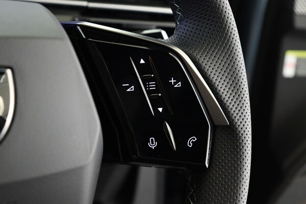 Used Peugeot 5008 2024 for sale - 75771592: Photo 31