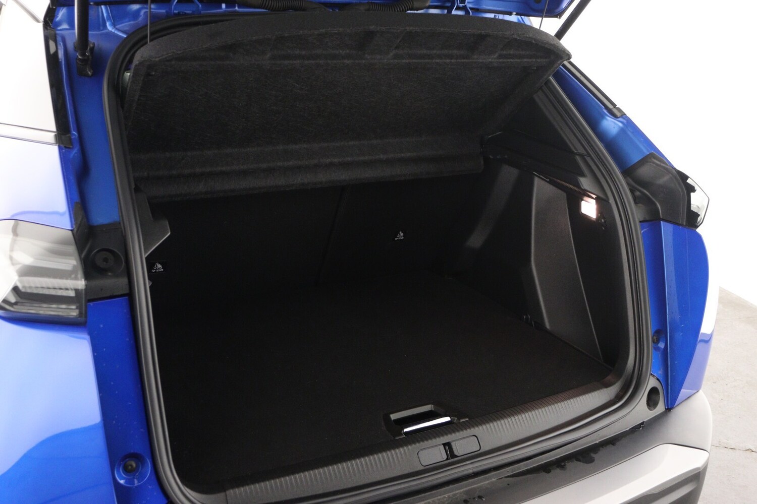 Used Peugeot 2008 2024 for sale - 77619119: Photo 10