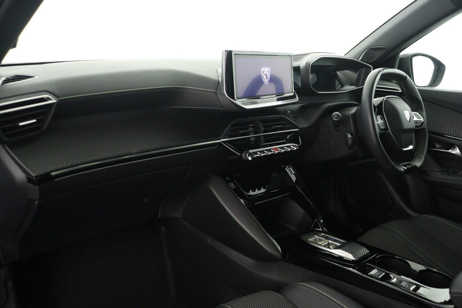 Used Peugeot 2008 2024 for sale - 77619119: Photo 12