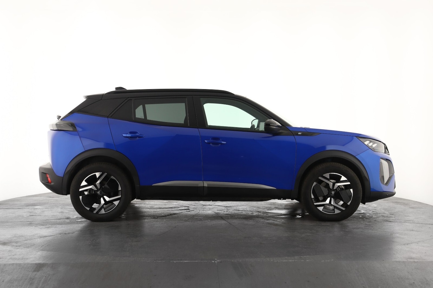 Used Peugeot 2008 2024 for sale - 77619119: Photo 5