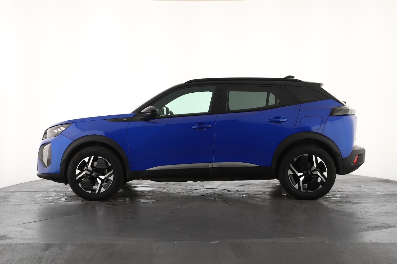 Used Peugeot 2008 2024 for sale - 77619119: Photo 8