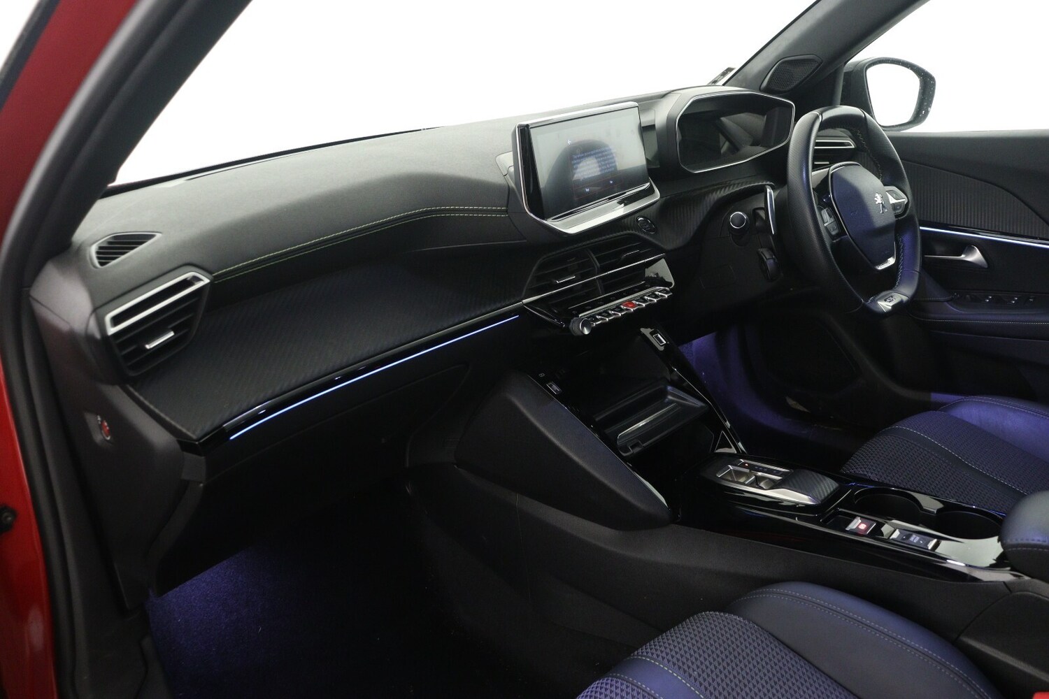 Used Peugeot 2008 2022 for sale - 77449789: Photo 11