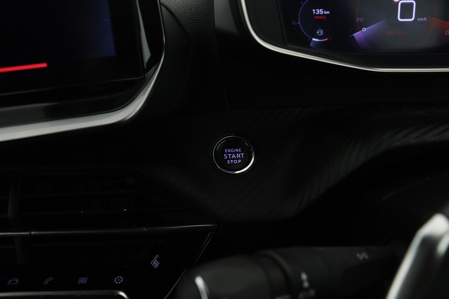 Used Peugeot 2008 2022 for sale - 77449789: Photo 24