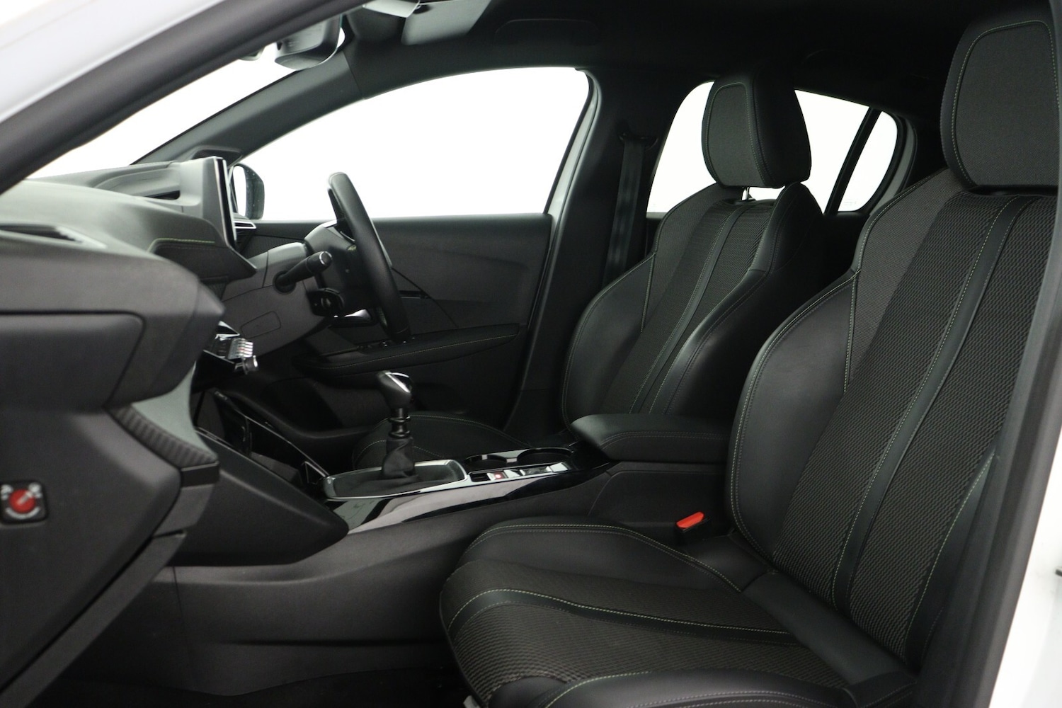 Used Peugeot 208 2024 for sale - 76871445: Photo 10