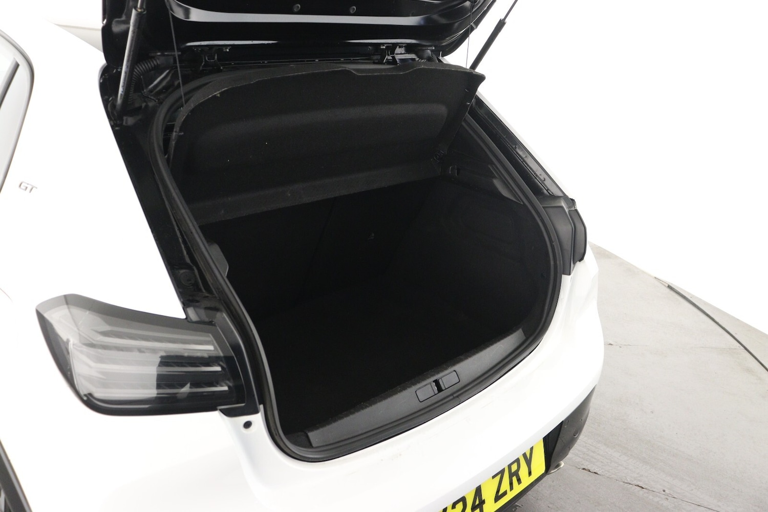 Used Peugeot 208 2024 for sale - 76871445: Photo 9