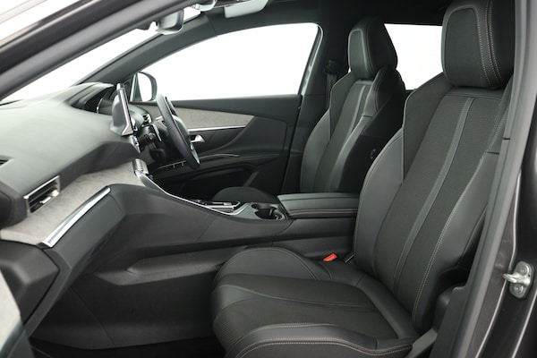 Used Peugeot 5008 2024 for sale - 75764099: Photo 12