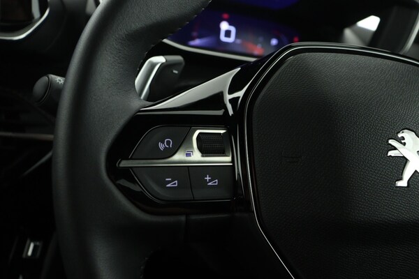 Used Peugeot 2008 2023 for sale - 75815463: Photo 20
