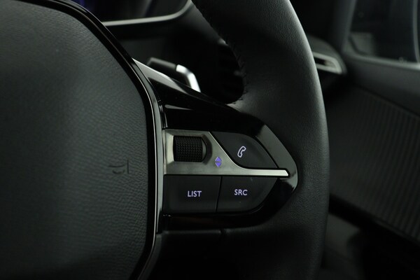 Used Peugeot 2008 2023 for sale - 75815463: Photo 21