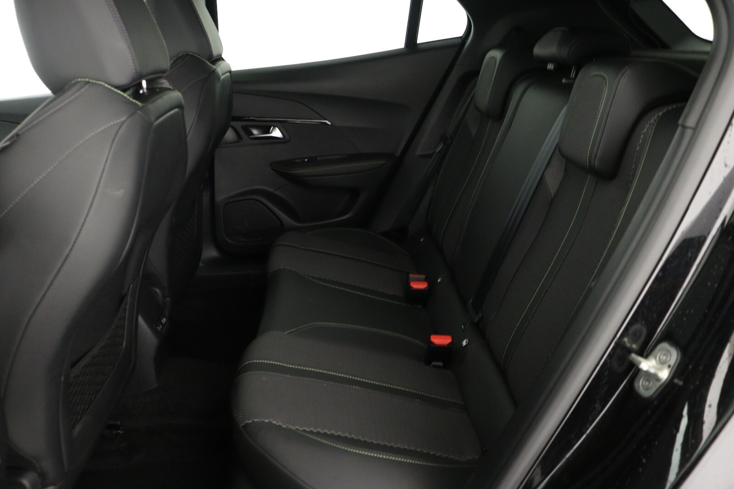 Used Peugeot 2008 2023 for sale - 76556786: Photo 13