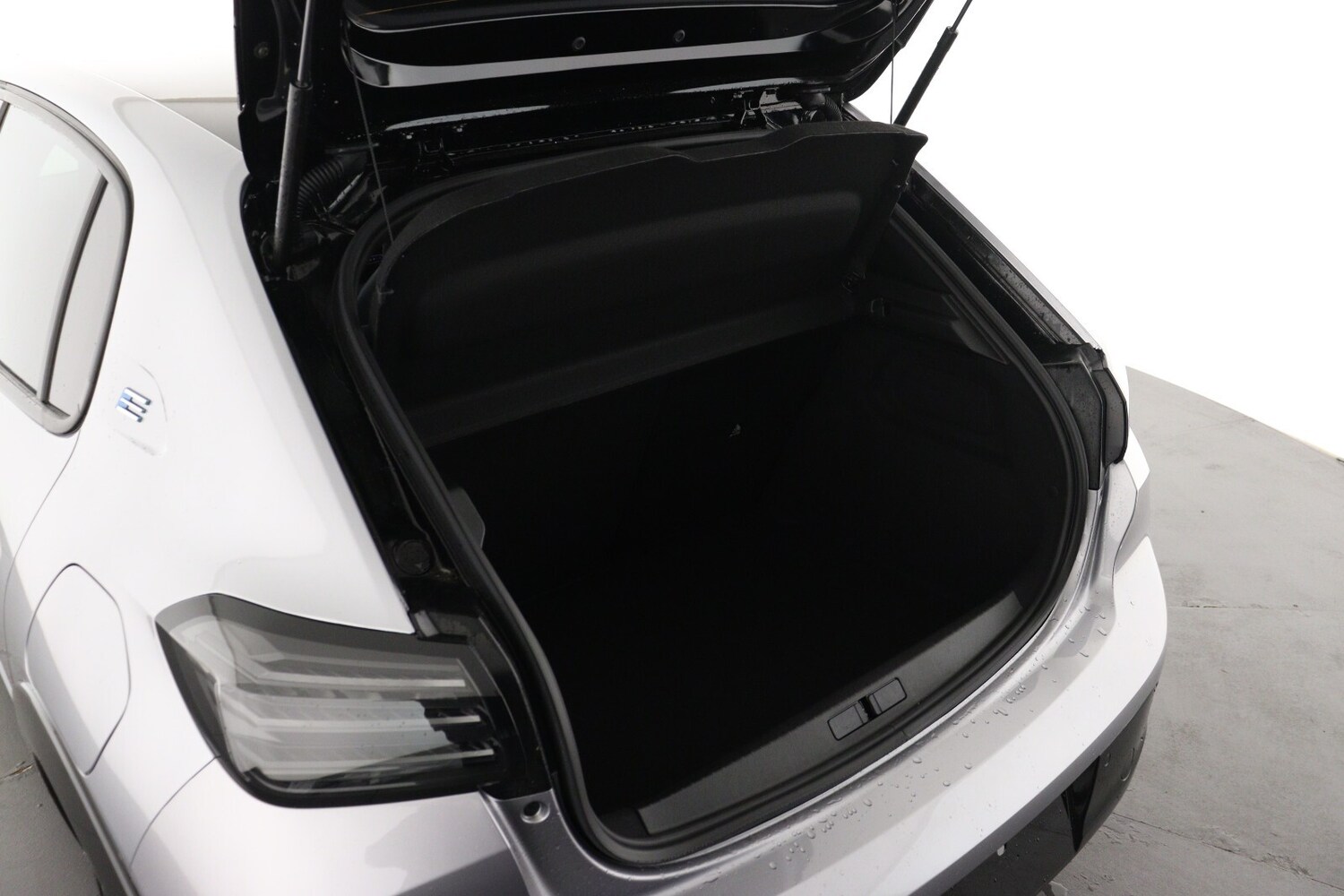 Used Peugeot 208 2026 for sale - 77457832: Photo 9