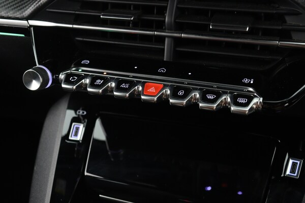 Used Peugeot 2008 2024 for sale - 75763556: Photo 21