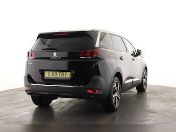 Used Peugeot 5008 2019 for sale - 77786192: Photo
