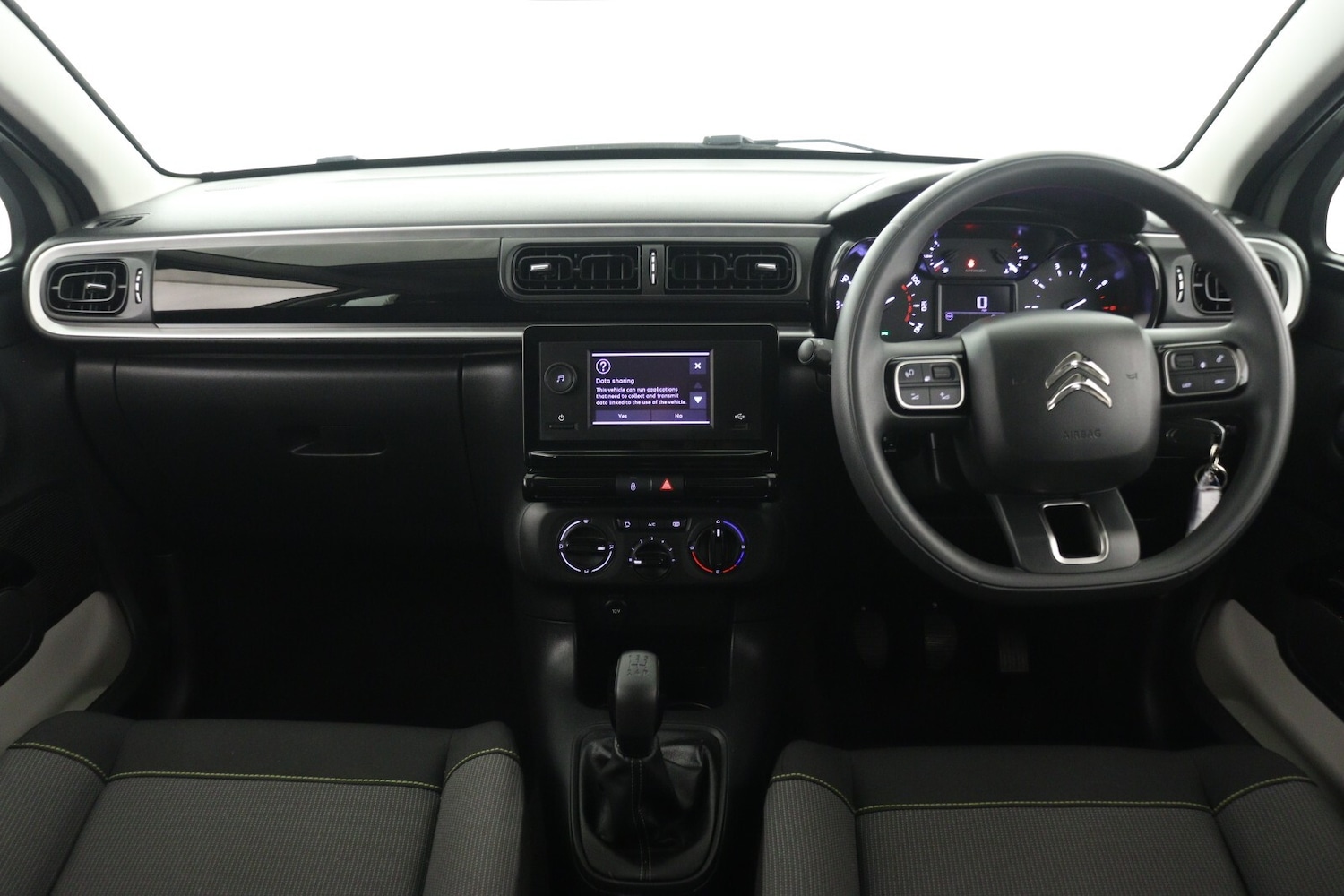 Used Citroen C3 2023 for sale - 76870249: Photo 15