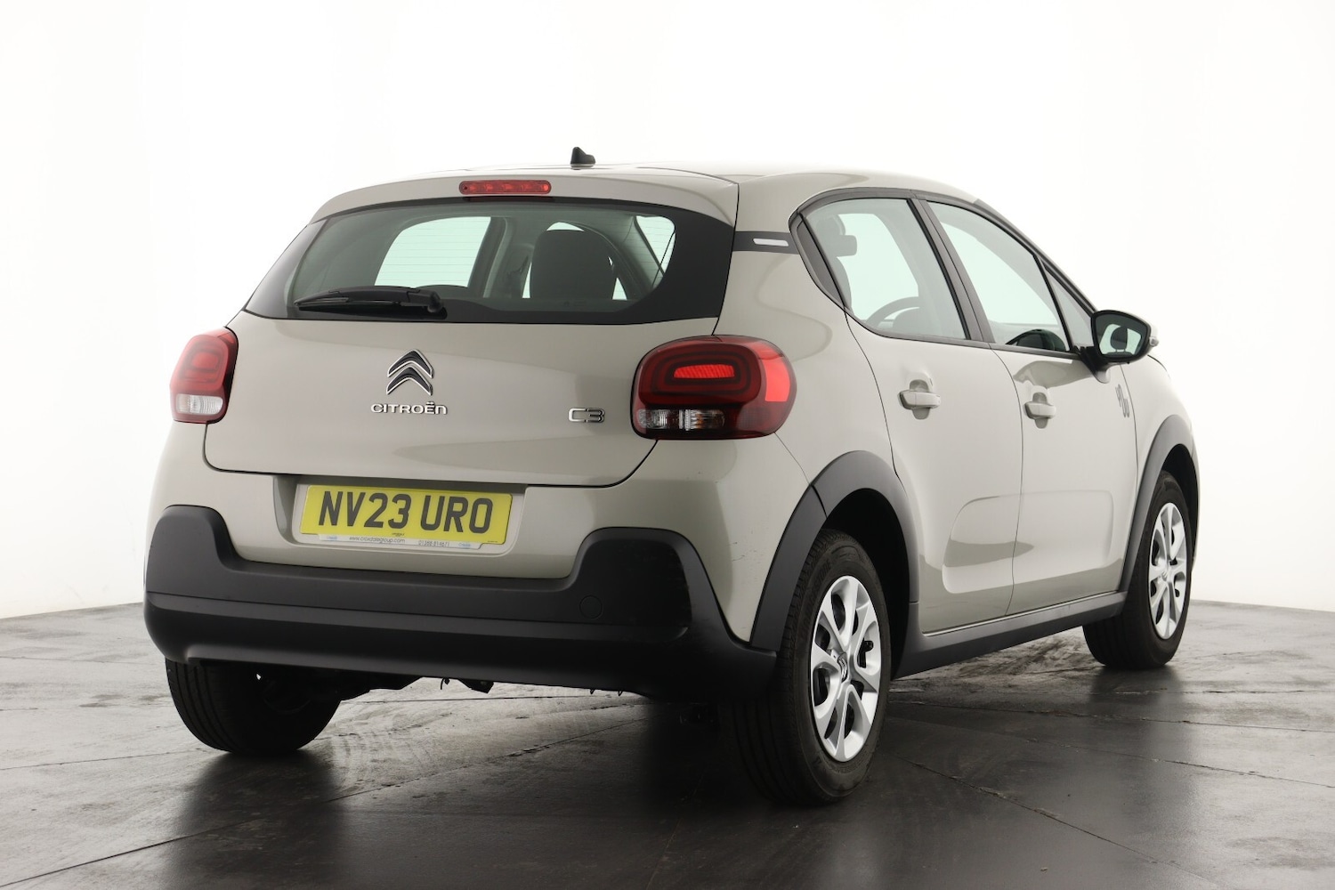 Used Citroen C3 2023 for sale - 76870249: Photo 3