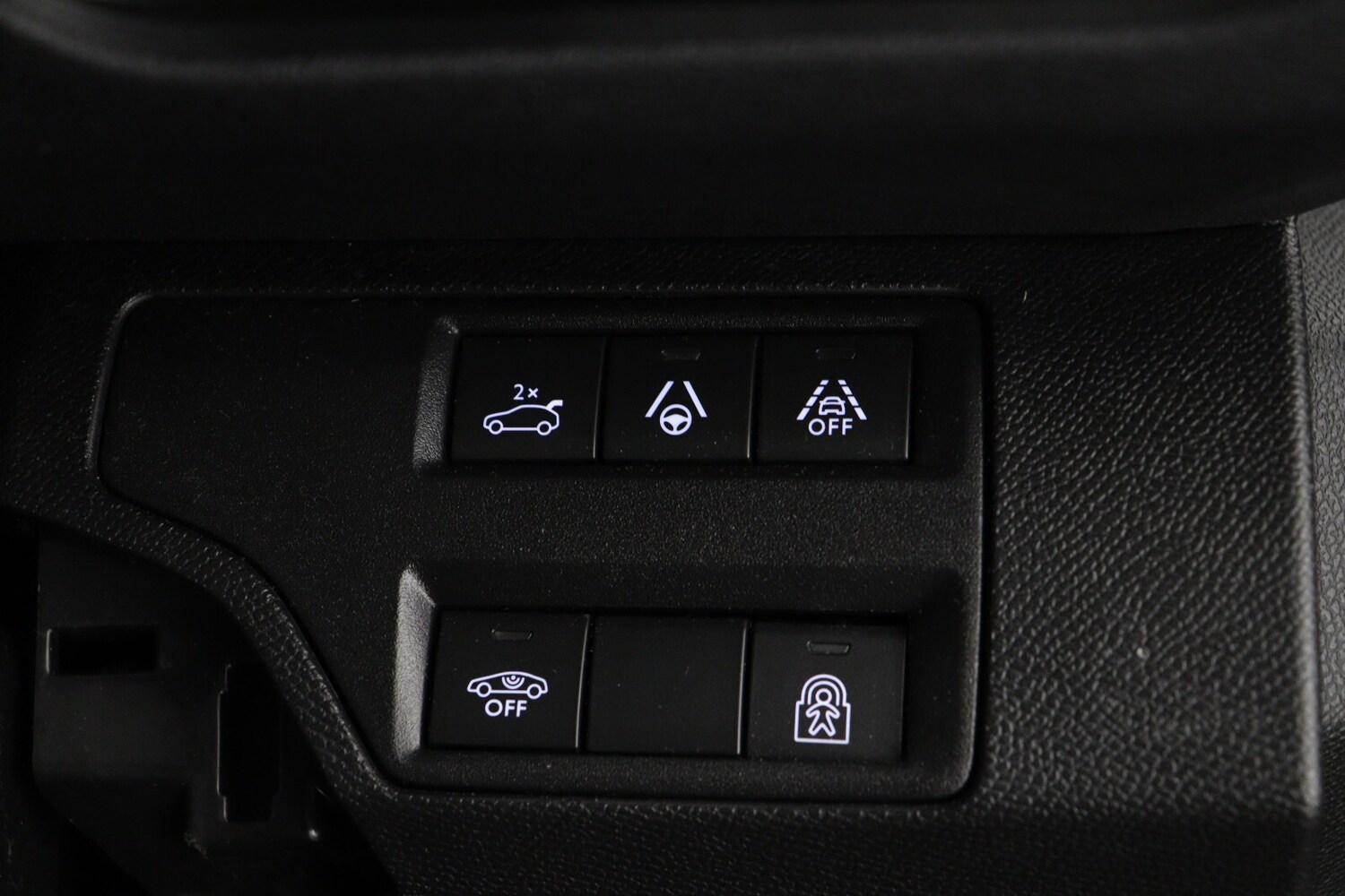 Used Peugeot 3008 2022 for sale - 77504299: Photo 29