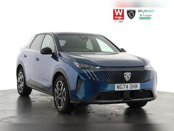 2025 - 1.2 Hybrid 136 Allure 5dr e-DSC6