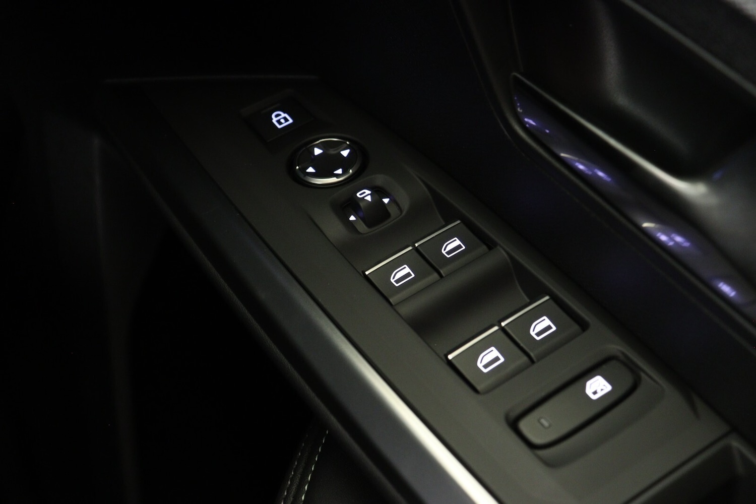 Used Peugeot 3008 2024 for sale - 77145822: Photo 30