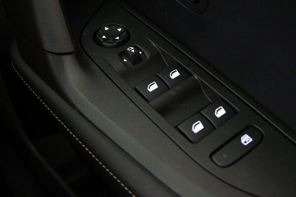 Used Peugeot 2008 2024 for sale - 75763823: Photo 27