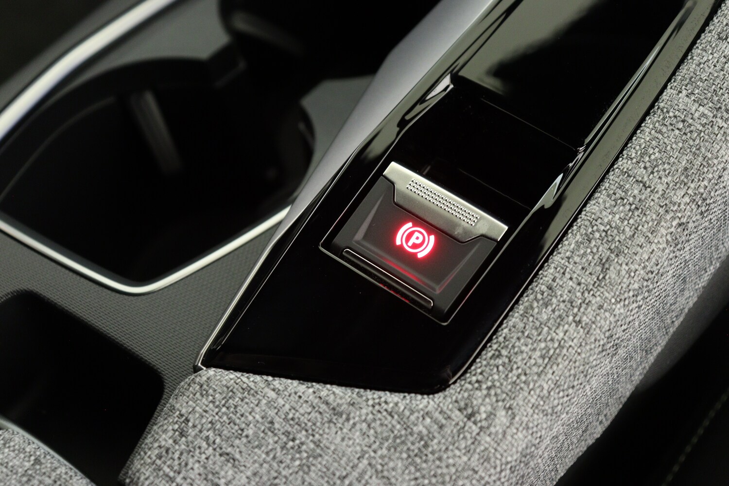 Used Peugeot 5008 2025 for sale - 76615427: Photo 28