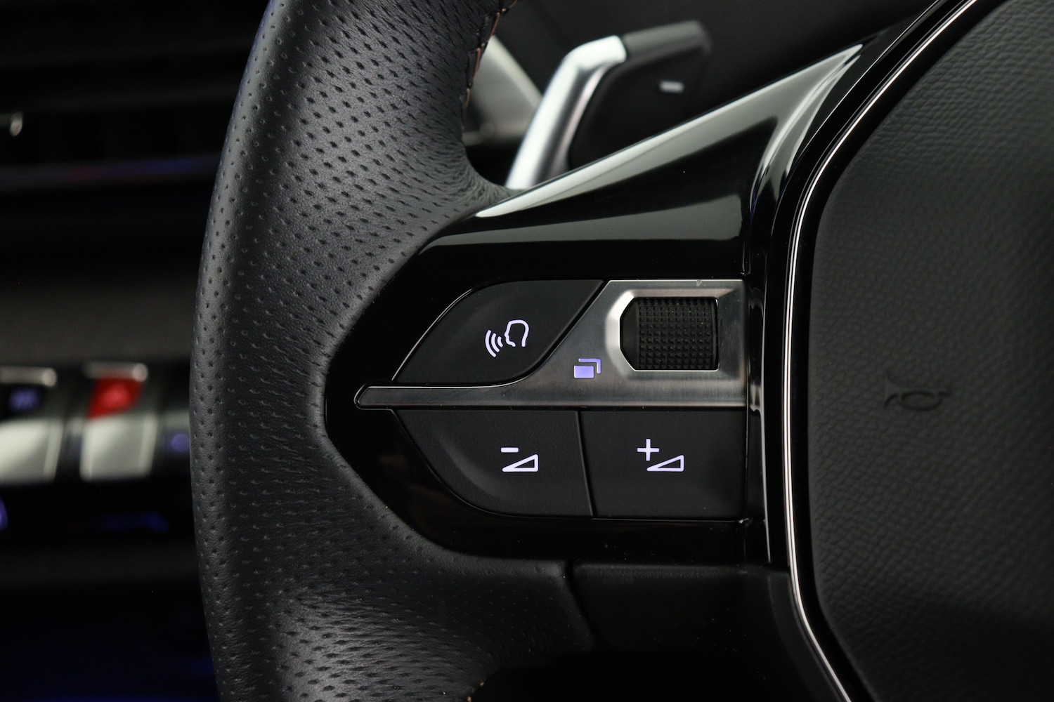 Used Peugeot 5008 2024 for sale - 76871909: Photo 26