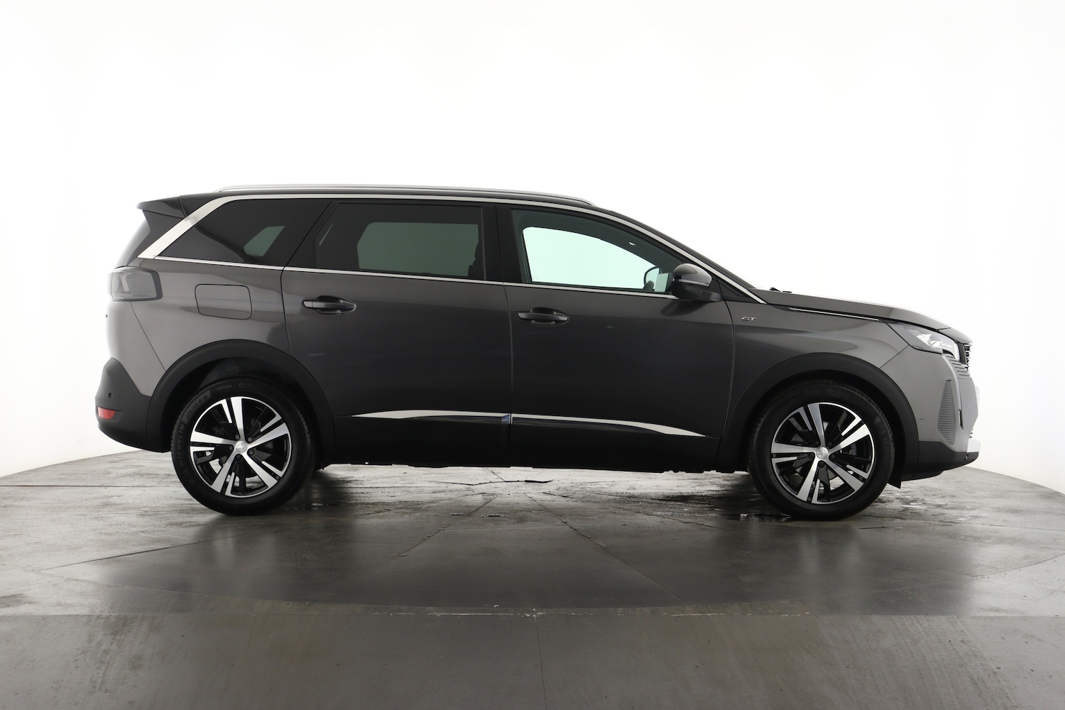 Used Peugeot 5008 2024 for sale - 76871909: Photo 5
