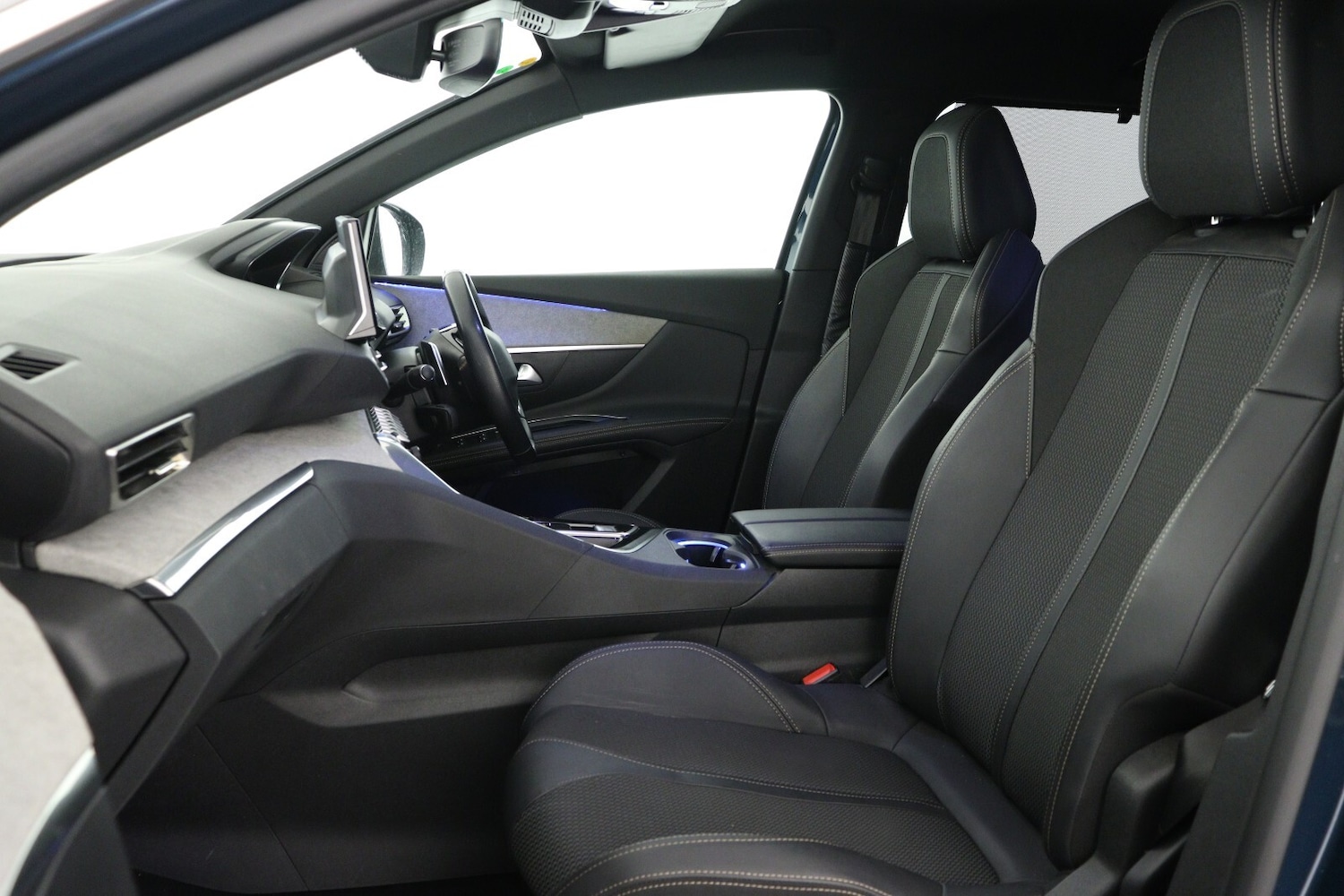 Used Peugeot 5008 2023 for sale - 76871690: Photo 12