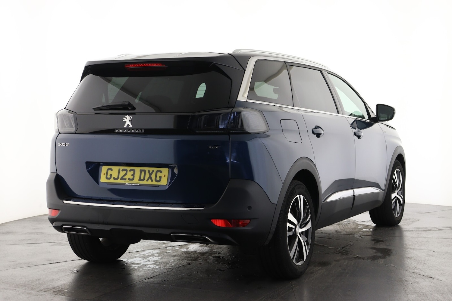 Used Peugeot 5008 2023 for sale - 76871690: Photo 3