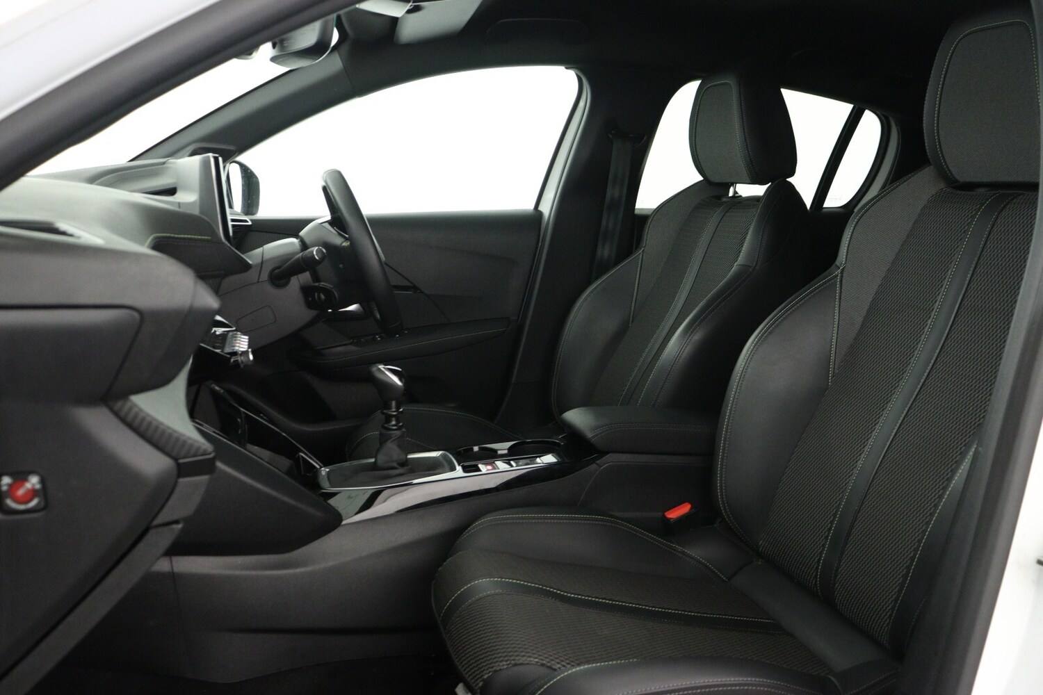 Used Peugeot 208 2024 for sale - 76116748: Photo 10