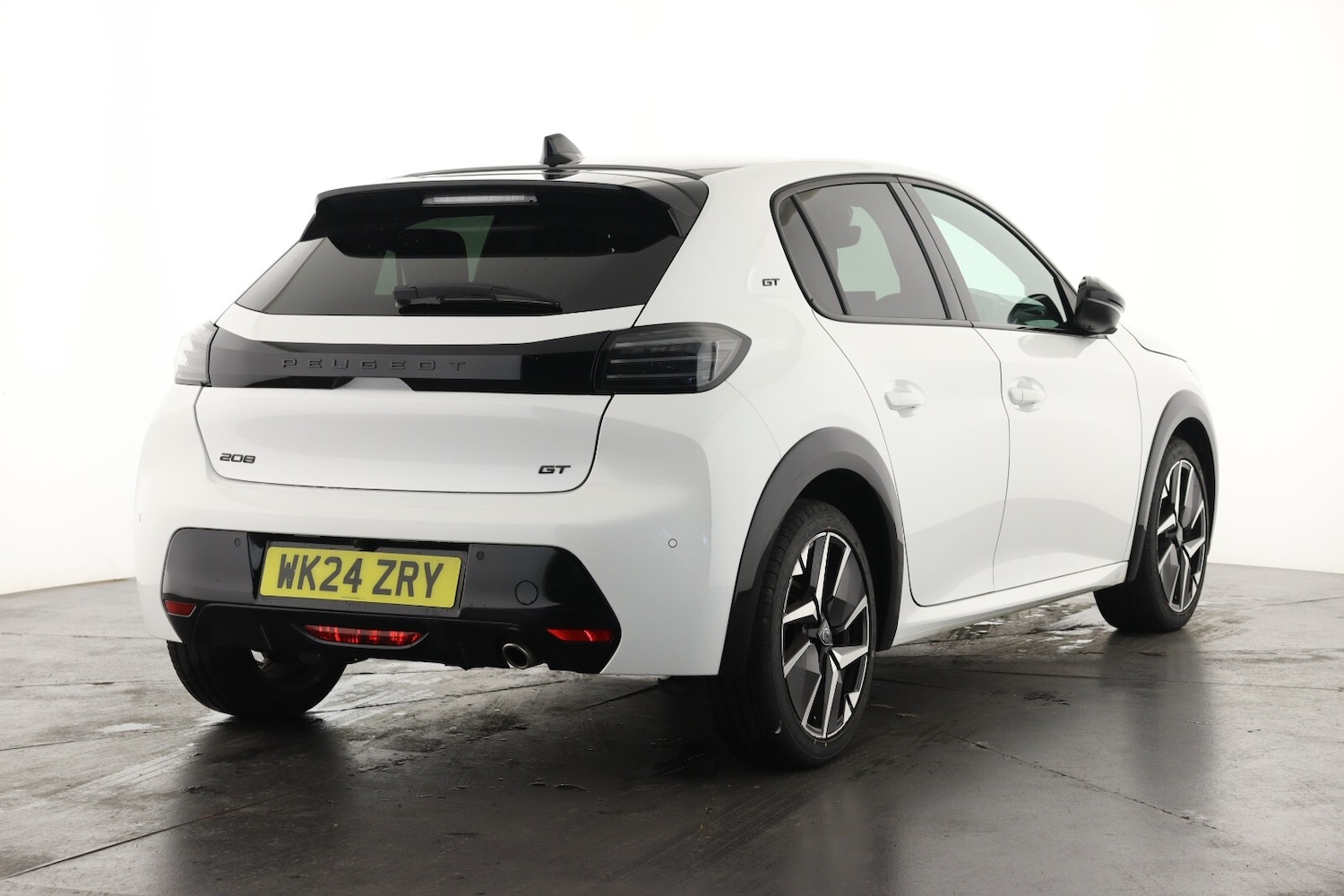 Used Peugeot 208 2024 for sale - 76116748: Photo 3