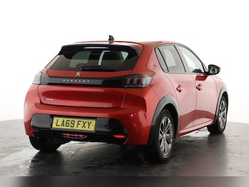 Used Peugeot 208 2020 for sale - 76869843: Photo