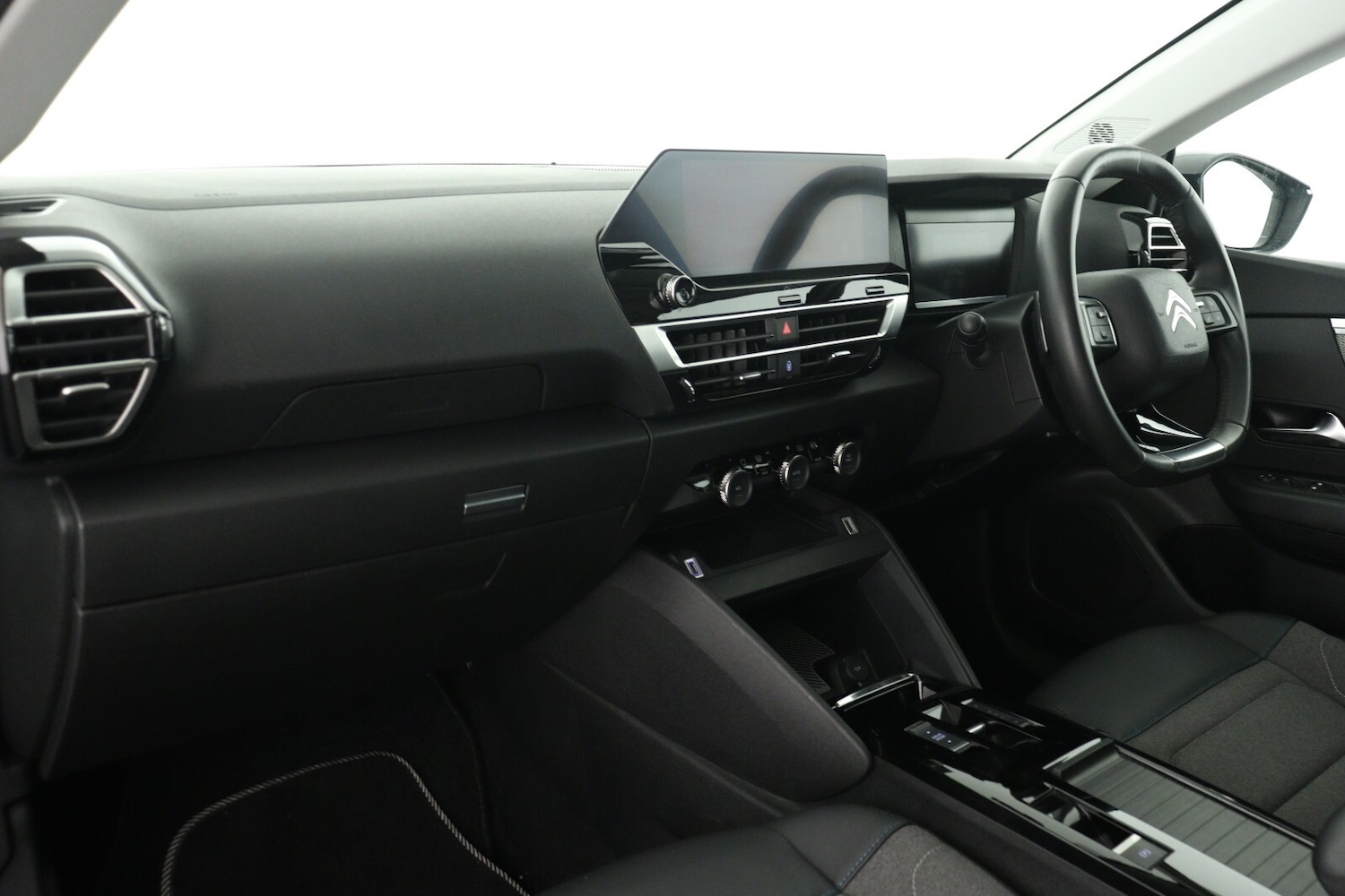 Used Citroen C4 2023 for sale - 76609713: Photo 12