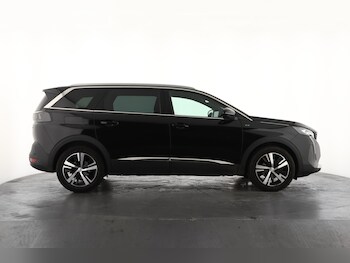 Used Peugeot 5008 2023 for sale - 77406373: Photo