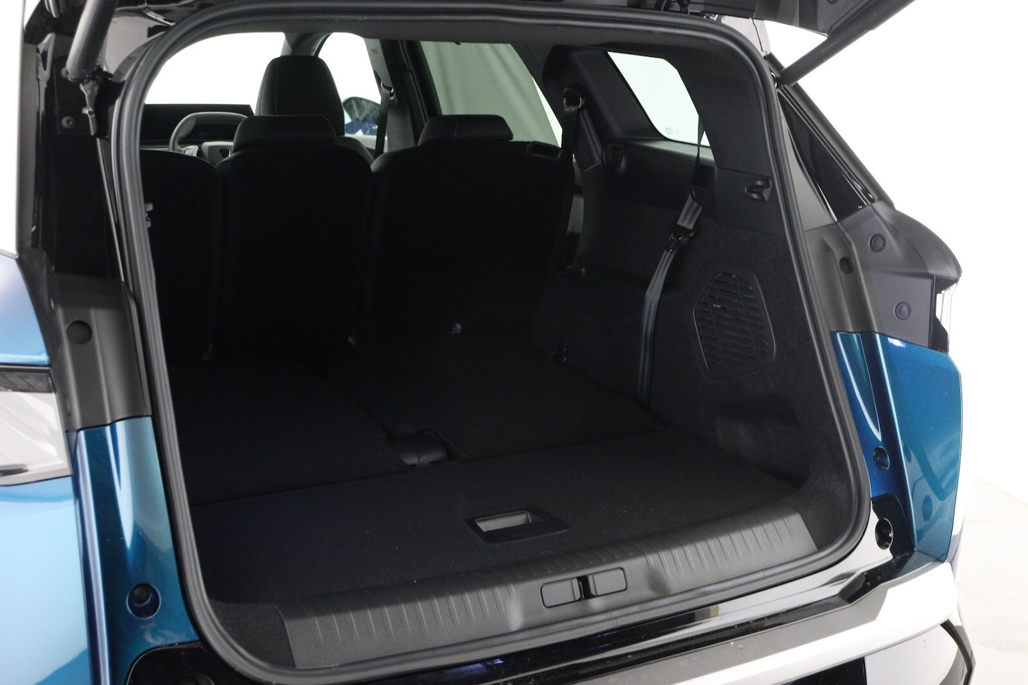 Used Peugeot 5008 2025 for sale - 77116108: Photo 10