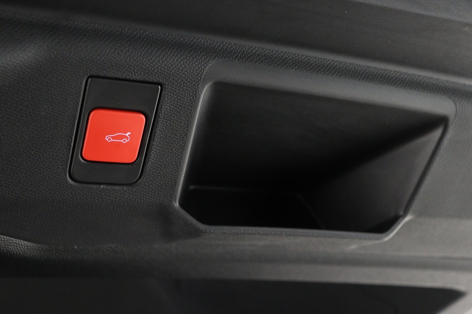 Used Peugeot 5008 2025 for sale - 77116108: Photo 12