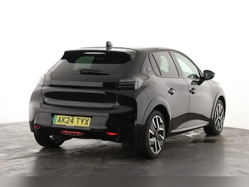 Used Peugeot 208 2024 for sale - 77116072: Photo