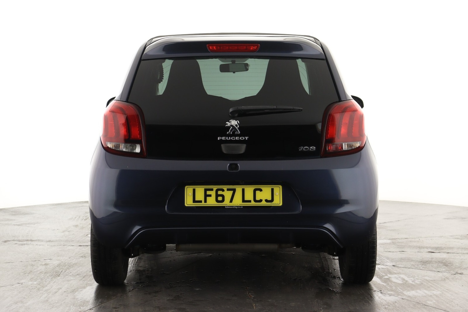 Used Peugeot 108 2017 for sale - 76717341: Photo 2